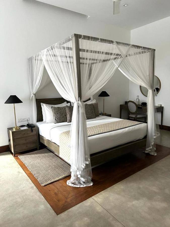 The Villa By Contemporary Ceylon Wadduwa Exterior foto